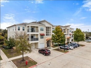 Building Photo - 12700 Ridgeline Blvd