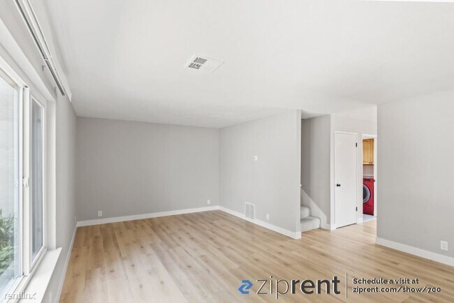 Foto del edificio - 4 br, 2.5 bath Townhome - 32259 Mercury Wa...