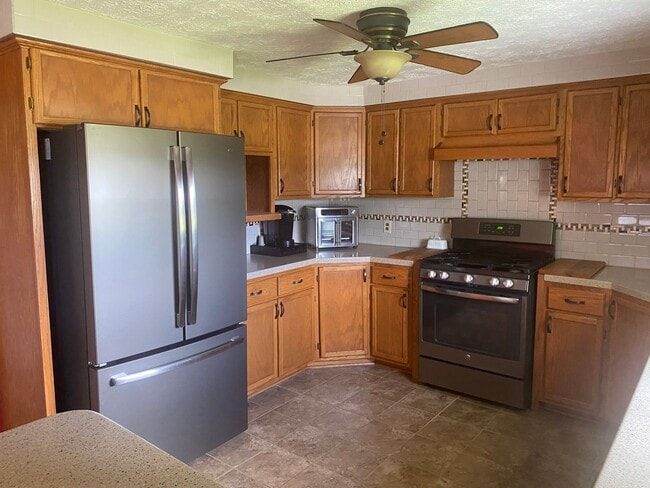 Building Photo - Finished Basement Ranch Home in North Dover