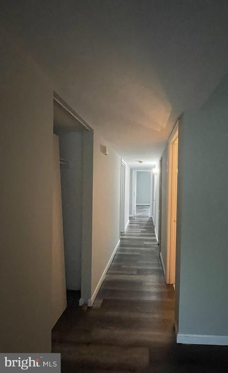 Foto del edificio - 102 Buckingham Ln