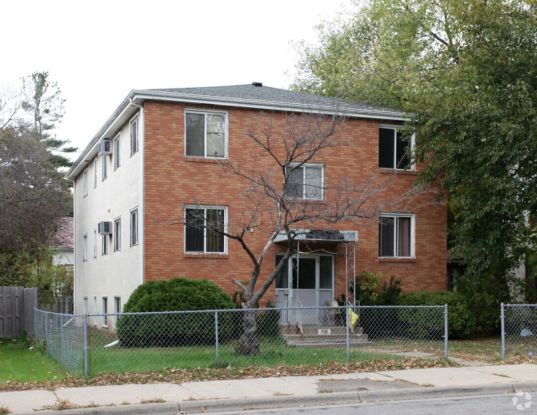 Primary Photo - 3311 Fremont Ave N