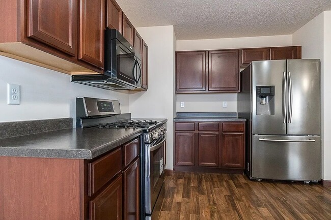 Building Photo - 1135 Honey Creek Way NE