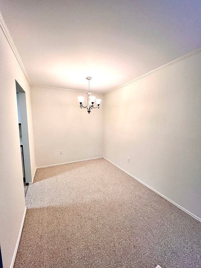 Dining room - 1001 Ridgeway Av