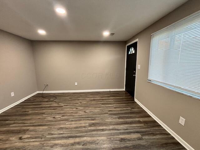 Building Photo - 3289 Reis Ave