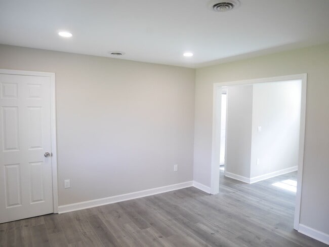 Photo - Charming Single-Family Home with Modern Up...