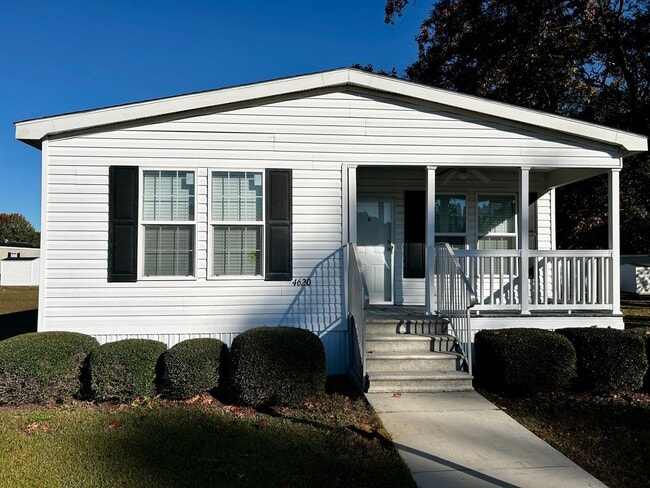 Foto del edificio - 3 Bedroom/2 bathroom home for rent