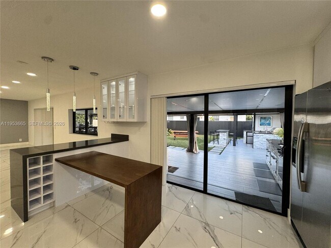 Foto del edificio - 10394 Fairway Heights Blvd