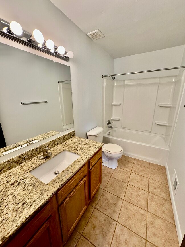 Foto del edificio - Greenway Park Apartments