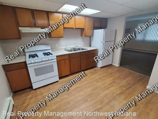 Building Photo - 2 br, 1 bath House - 10114 Erie Place LL