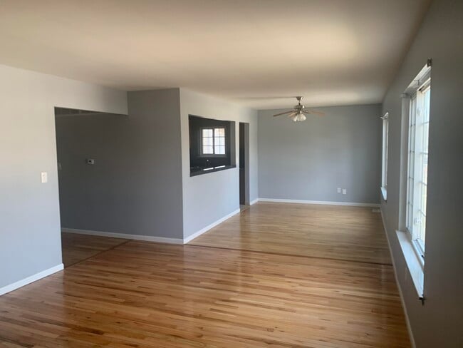 Foto del edificio - 30256 Southfield Rd