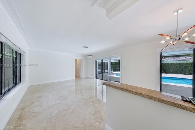 Foto del edificio - 194 W Sunrise Ave