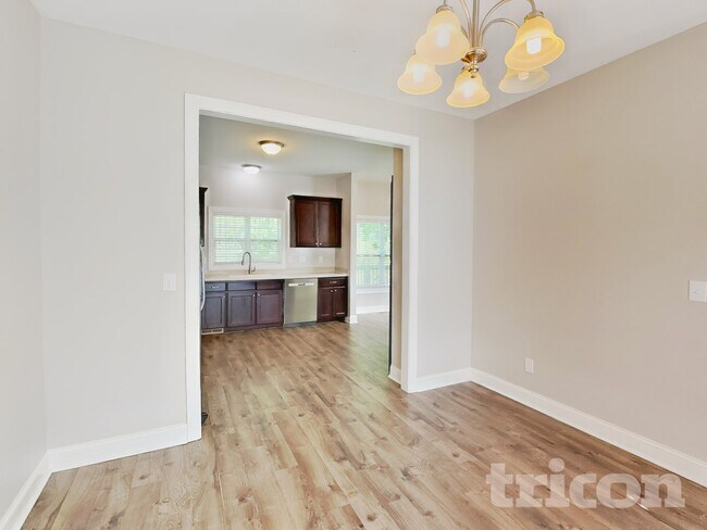 Foto del edificio - 465 Hunter Way