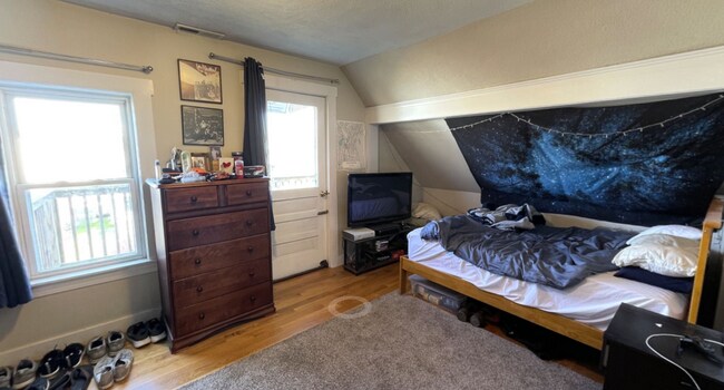 Foto del edificio - 14 Dow St