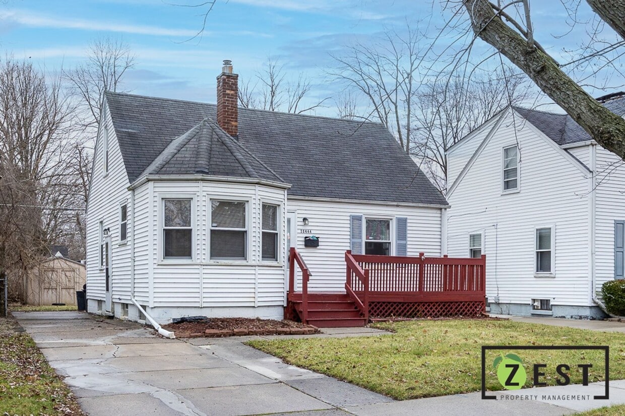 20444 Washtenaw St, Harper Woods, MI 48225 House Rental in Harper