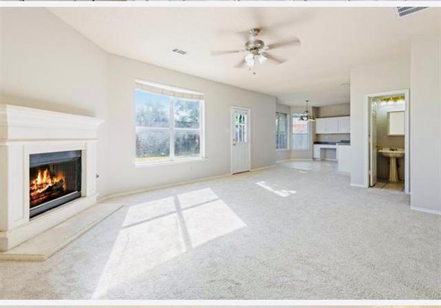 Foto del edificio - 4668 Park Bend Dr
