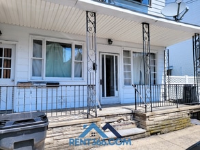 Building Photo - 509 W Centre St Building Photo - 509 W Centre St