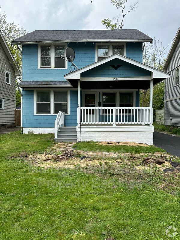 Building Photo - 1602 Wood Rd