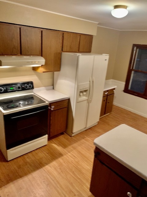 Building Photo - 1305 E Grandview