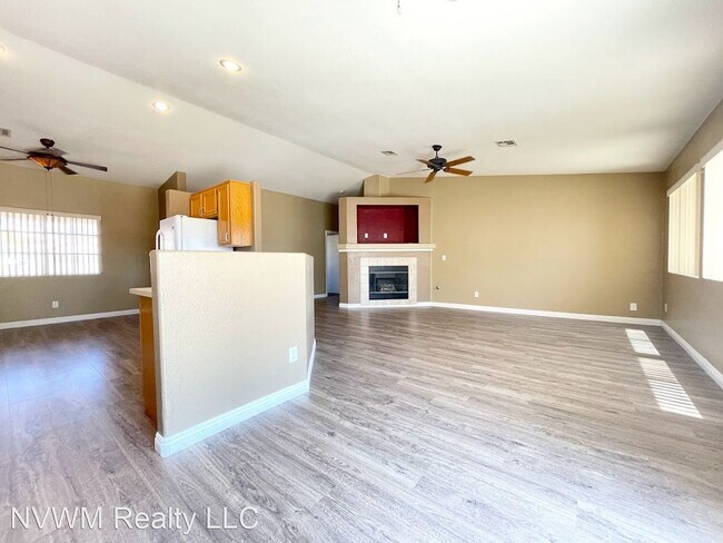 Foto del edificio - 3 br, 2 bath House - 6651 Montezuma Castle Ln