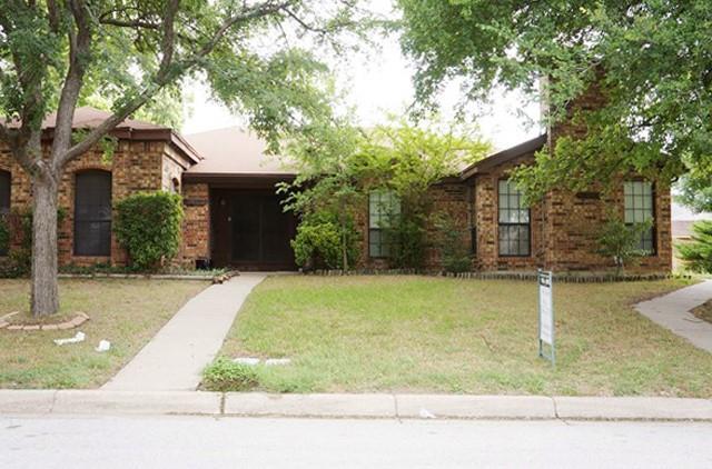 Building Photo - 10304 Little Valley Rd