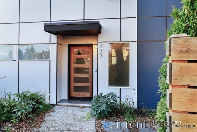 Foto del edificio - 3 br, 3.5 bath House - 733 Martin Luther K...