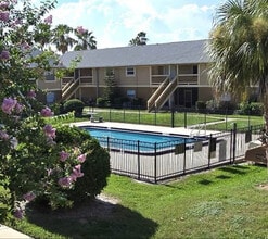 Building Photo - 294 Berkshire Ln