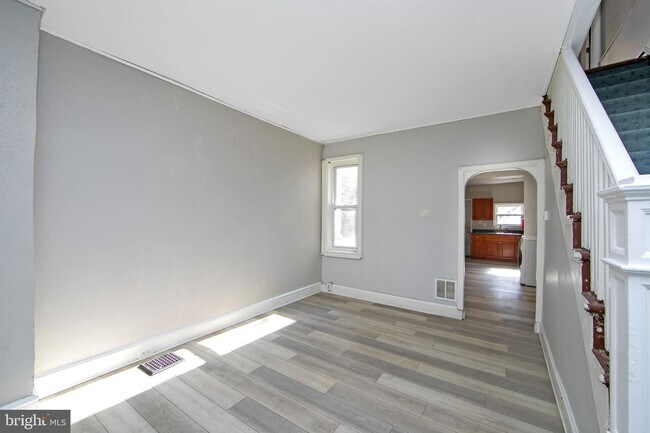 Foto del edificio - 1078 Morton St