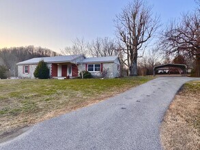 Building Photo - 5155 N St Louis