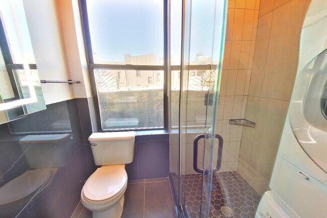 Foto del edificio - 53 Leroy St