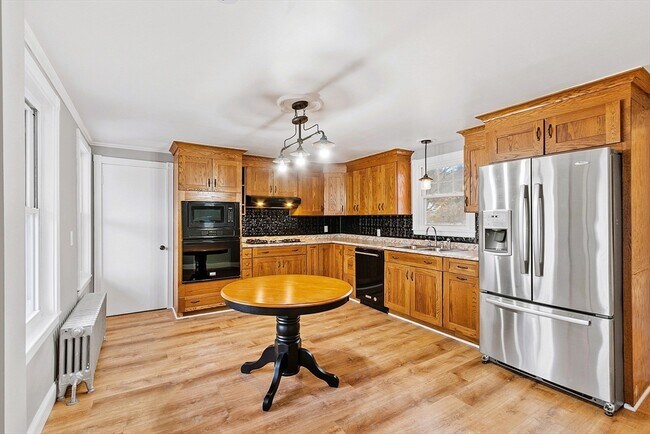 Foto del edificio - 2154 Main St