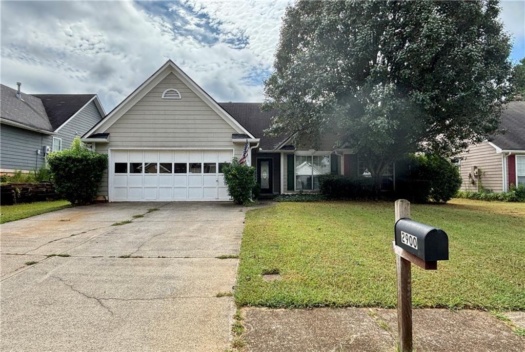 Foto principal - 2900 Camelot Woods Dr NW