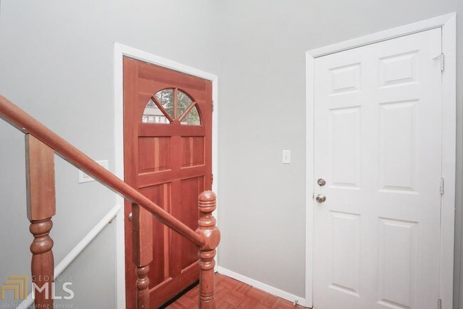 Building Photo - 305 Birch Rill Dr
