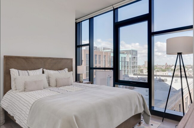 Foto del edificio - 1040 W Huron St