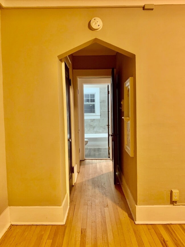Unidad 37 - Tipperary Hill Apartments