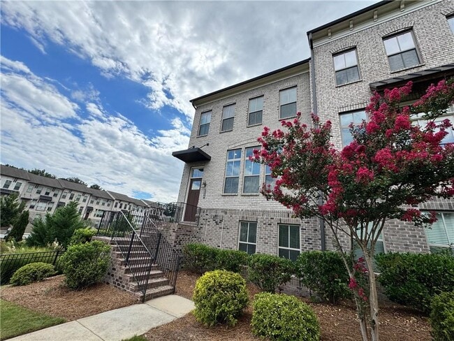Building Photo - 4250 Spruce Pine Alley