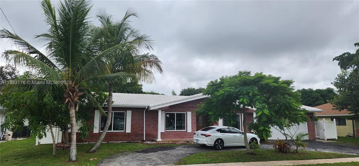 Foto del edificio - 5260 SW 9th St