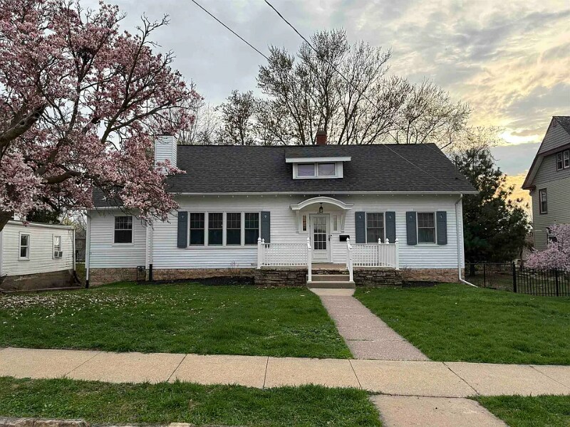 Foto principal - 1215 Mt Pleasant St