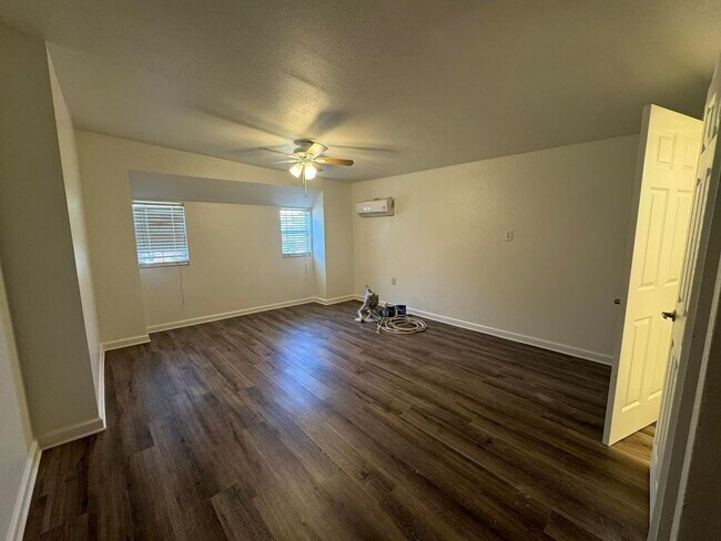 Foto del edificio - Spacious, remodeled 4 Bed, 2 Bath Home in Lubbock, TX