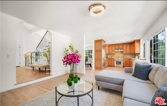 Foto del edificio - 26065 Redbluff Dr