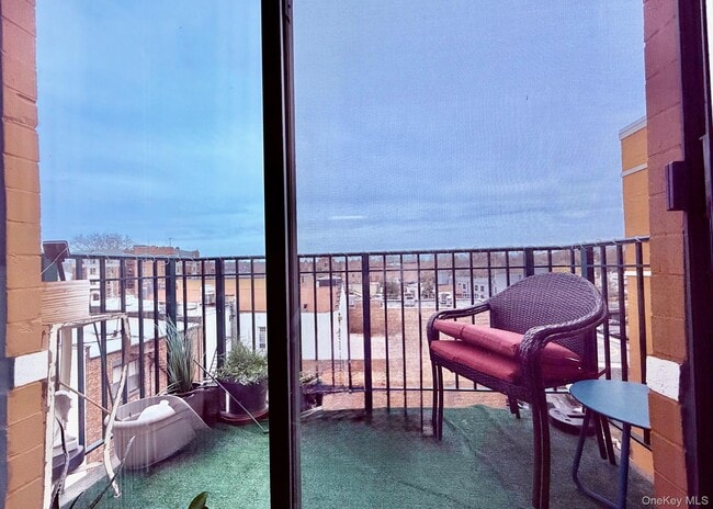 Building Photo - 123 Mamaroneck Ave