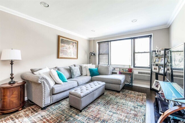 Foto del edificio - 5 Birchwood Ct