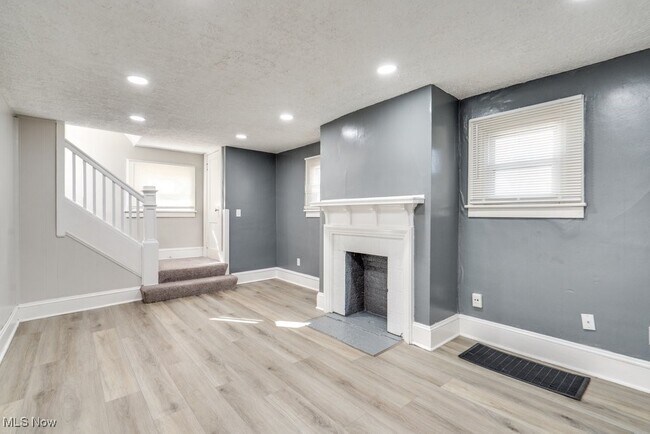 Foto del edificio - 920 Bloomfield Ave