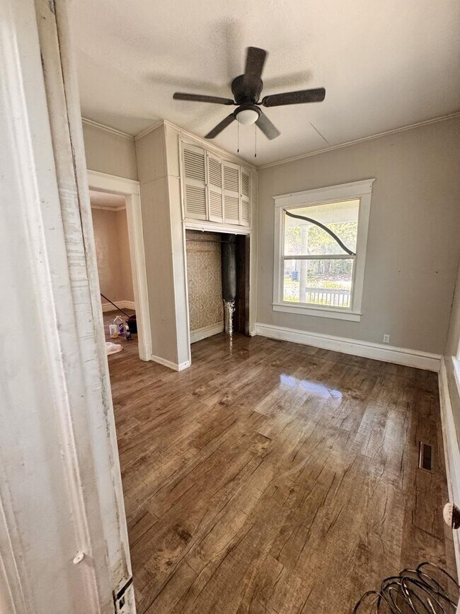 Foto del edificio - Charming Family Home in the Heart of Carterville