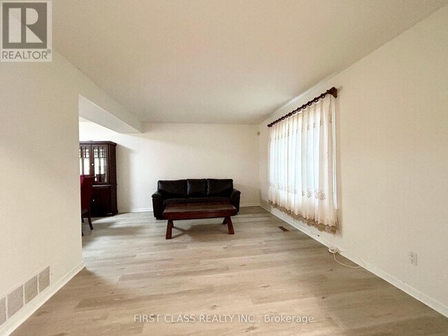 Building Photo - 67 Cherrystone Dr