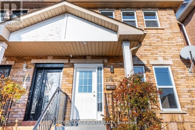 Building Photo - 176 Wright Ave