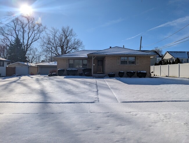 Foto del edificio - 503 Lake Ave