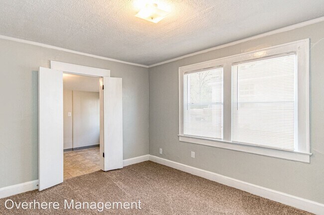 Building Photo - 4 br, 2 bath House - 2140 Windsor Ave