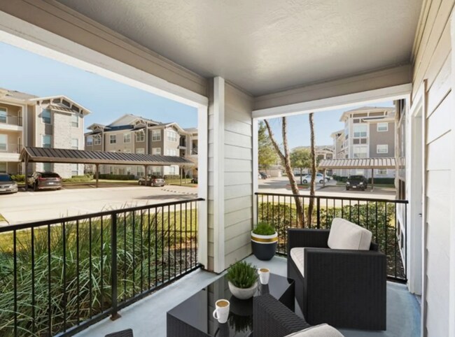 Foto del edificio - 11007 Northpointe Blvd