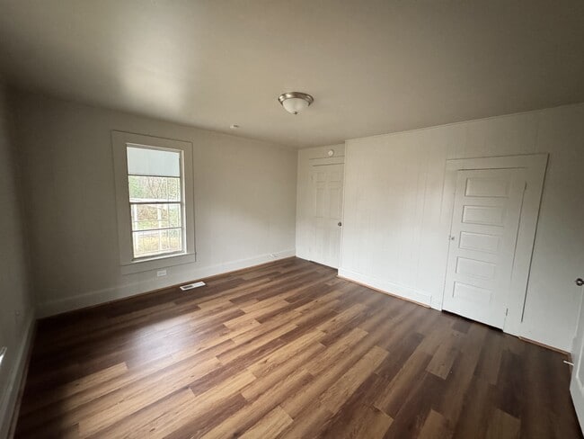 Foto del edificio - 5709 13th St S