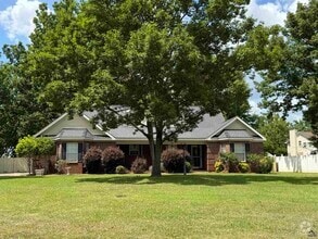 Building Photo - 102 S Gala Ct